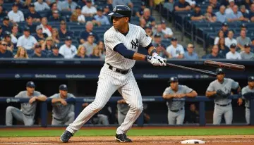 Yankees shortstop José Caballero first to challenge strike call using MLB's ABS system