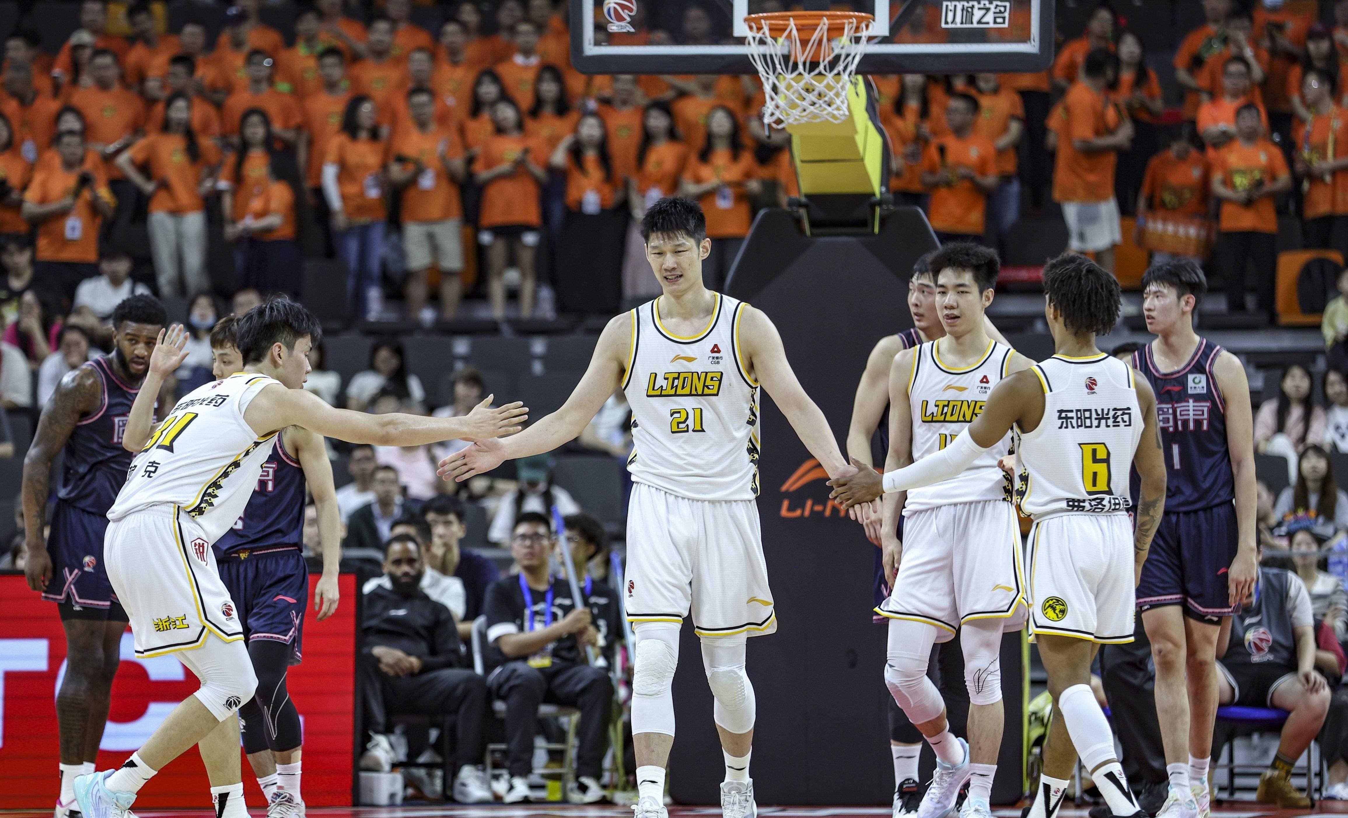 包含国内篮球盛事：CBA冠军战全面打响的词条